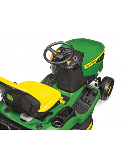 John Deere X147R Traktoriukas 2