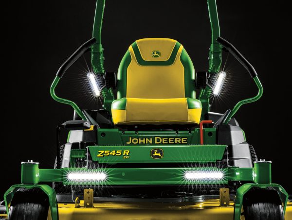 John Deere Z545R Traktoriukas